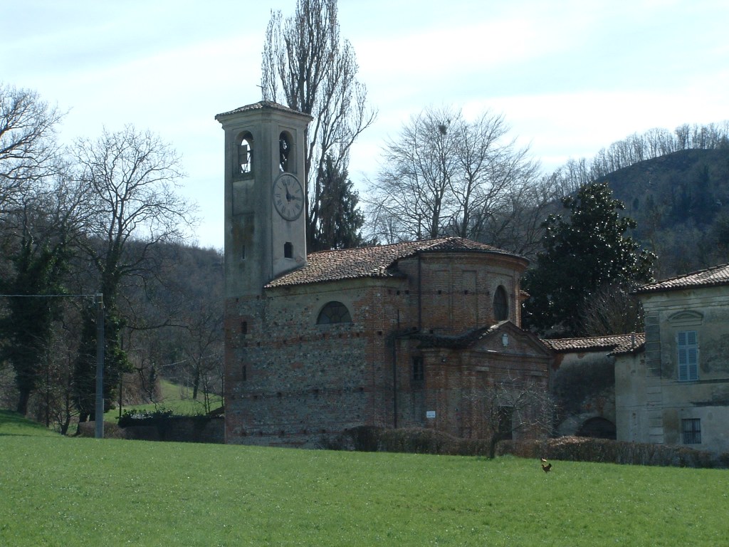 Chiesa della Santissima Trinità sita a San Sebastiano da Po in provincia di Torino.